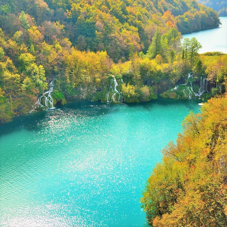 DIEHOLIDAYBUCHT-Plitvice03